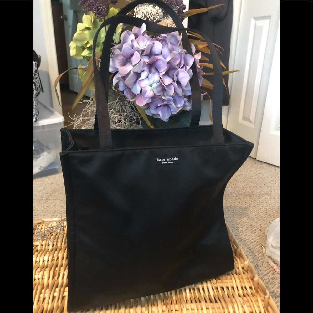 🎈SOLD🎈Kate Spade thick nylon box style tote